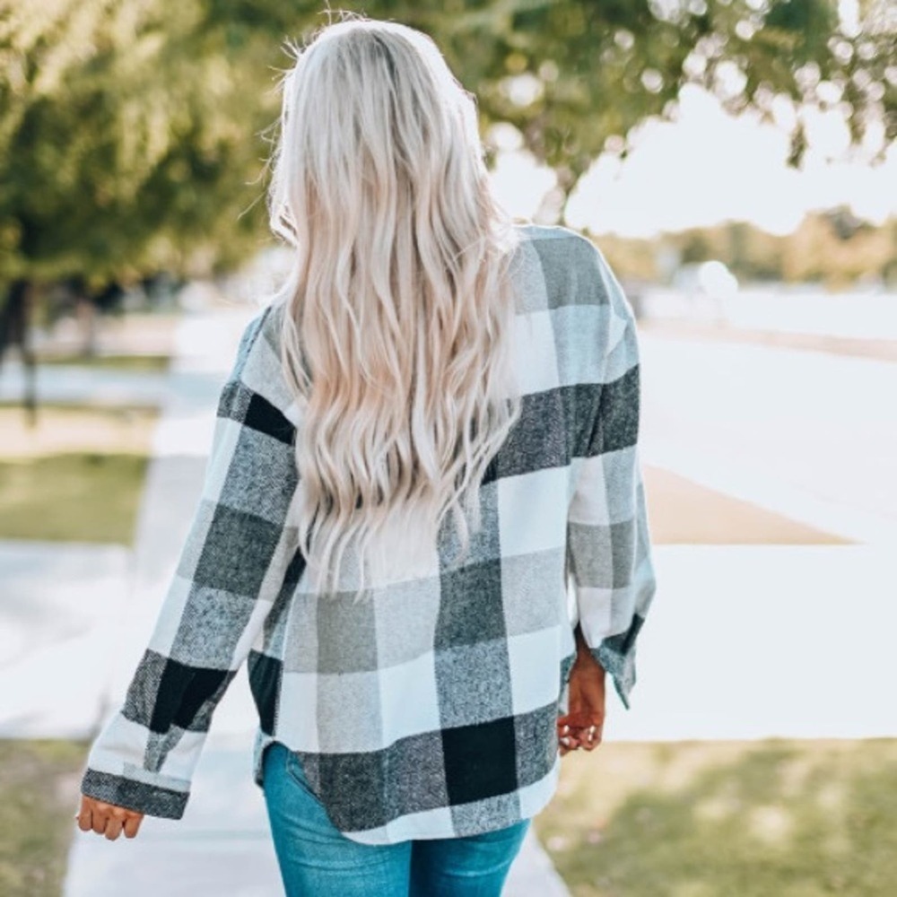 Western Style Plaid Shirt Loose Fit Jacket Shacket Tortoise Button Scoop Hem - Picture 3 of 11